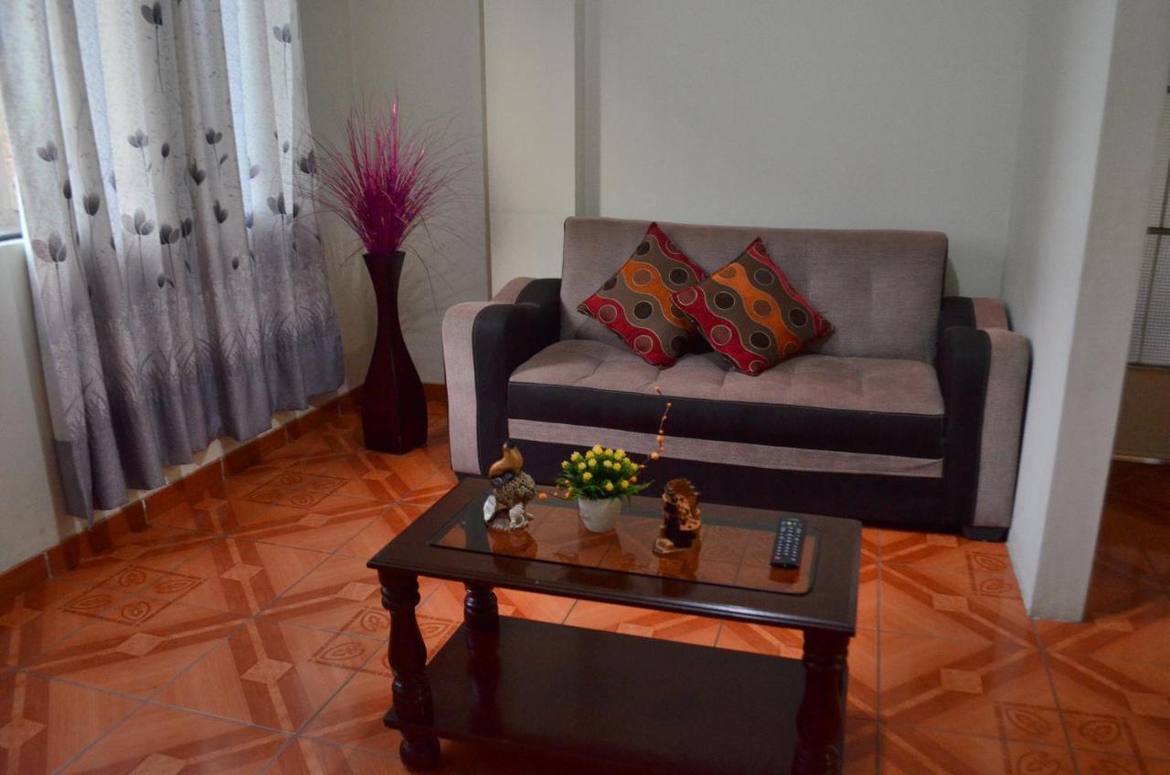 Rosenverg Tours * Distretto di Lima